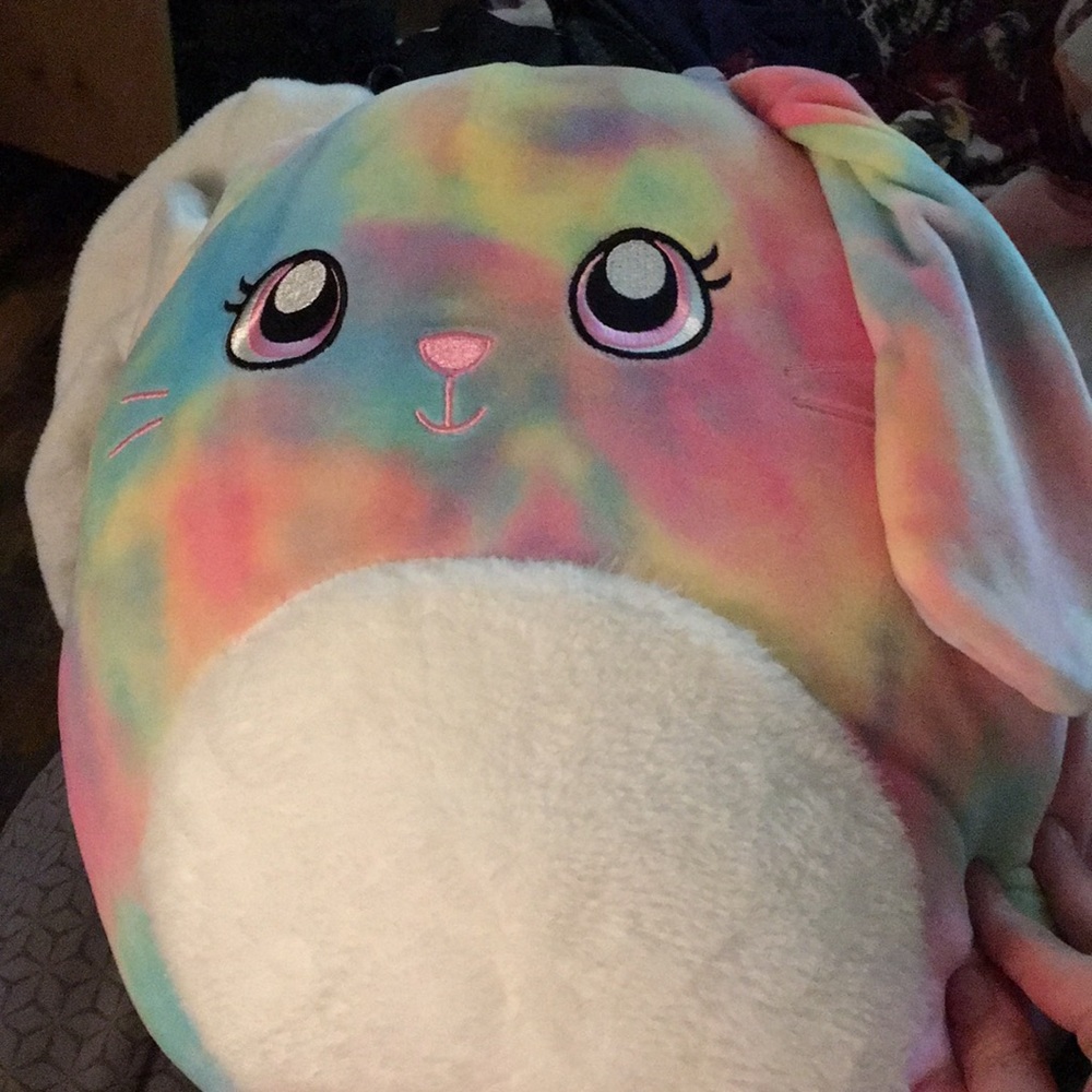 Bunny squishmallow - Picture 2 of 2